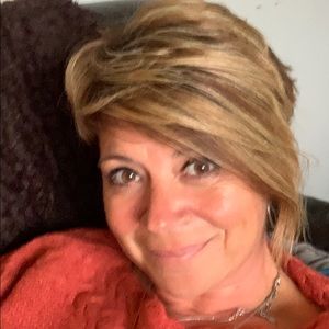 Meet your Posher, Joni